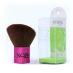 براش رژگونه رومیزی نوپو با قلم موی نرم و پایه نگهدارنده، طراحی شده برای پخش آسان رژگونه و پودر، قابل شستشو و بادوام