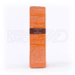 کرم ضدآفتاب الارو SPF30 با سالیسیلیک اسید، پوست چرب را مات کرده و از آکنه و لک‌های پوستی جلوگیری می‌کند