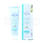 تیوب کرم امولیانت بیبی اسکین در بسته بندی سفید با برچسب سبز حاوی شی باتر و روغن آووکادو برای رفع خشکی پوست کودکان